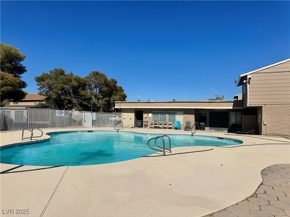 5195 Gray Ln, Las Vegas, NV 89119