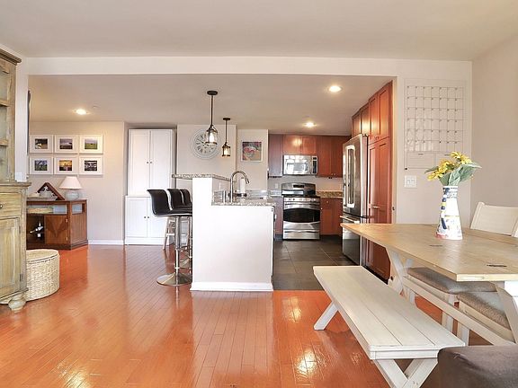 2nd image of 700 Grove St APT 11B