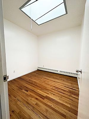 3rd image of 130 Jefferson St #2F
