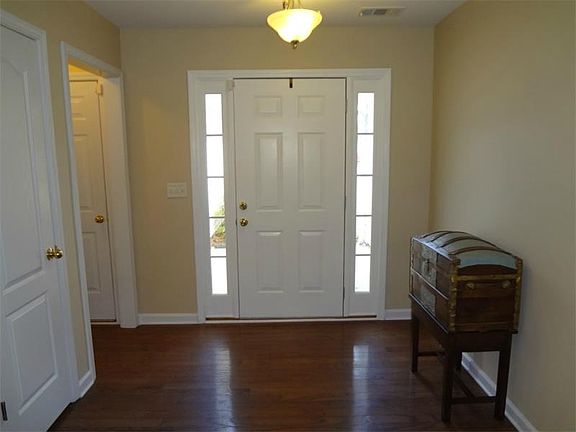 5th image of 6151 Almorah Ct