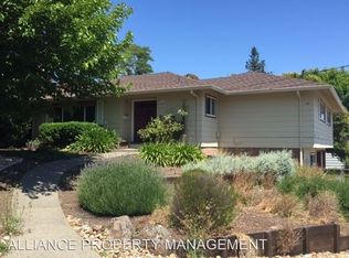 3443 Fir Dr, Santa Rosa, CA 95405