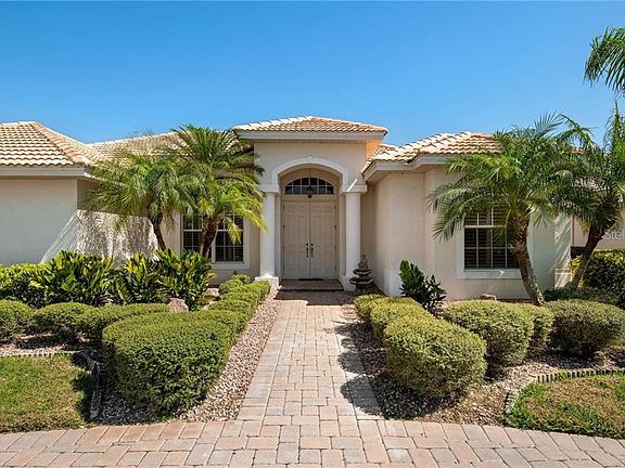2nd image of 446 Fairway Isles Dr