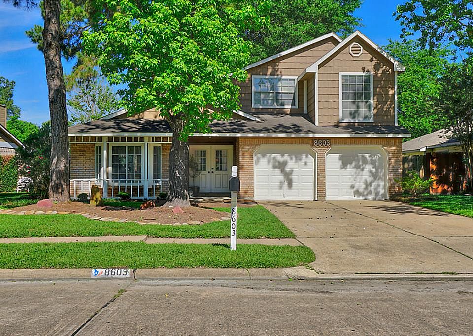 1st image of 8603 Lake Crystal Dr