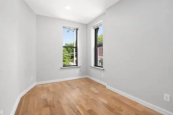 Rented by Compass | media 8