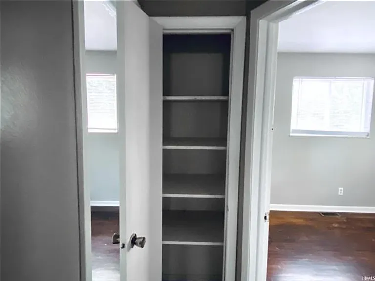 429 N Clark St — Photo 20