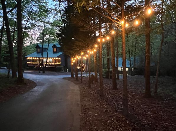 144 Horse Range Pl #100