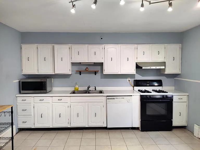 17 Harding Ave #1 — Photo 5