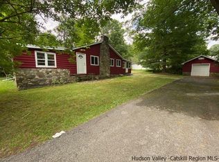 108 Hickory Ave, New Windsor, NY 12553