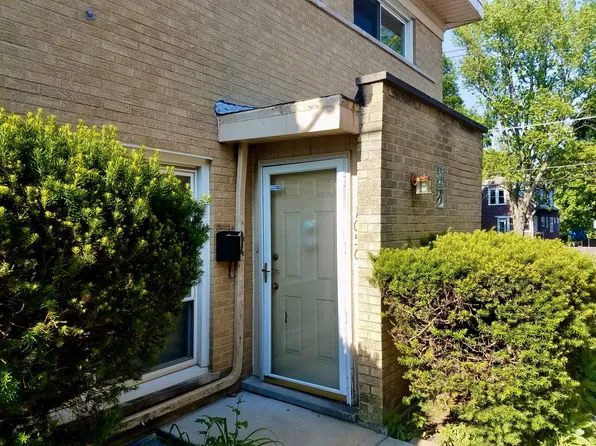 1056 Des Plaines Ave, Forest Park, IL 60130