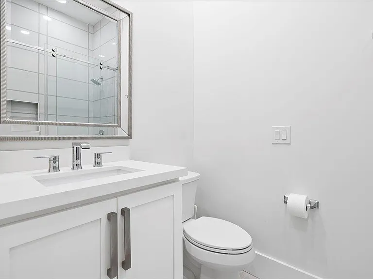 2313 Golf Brook Dr — Photo 31