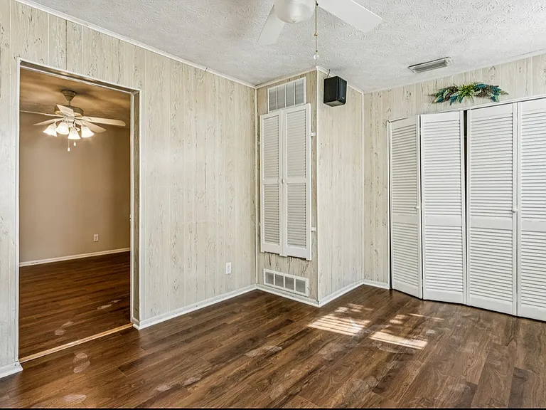 2634 Hugh Edwards Dr — Photo 7