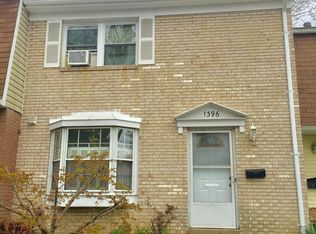 1396 Ironwood St, Woodbridge, VA