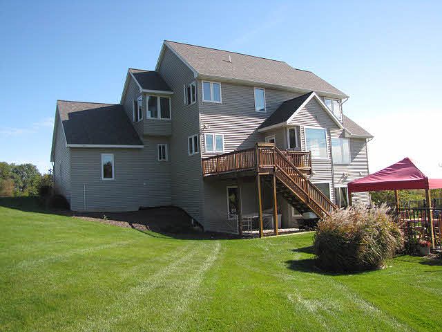 2nd image of 8739 Olde Meadow Dr NE