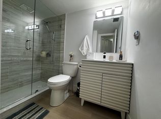 Villages Of Oriole Abbey, Delray Beach, FL 33446