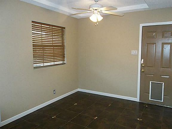 4th image of 8105 Tinsley Ln