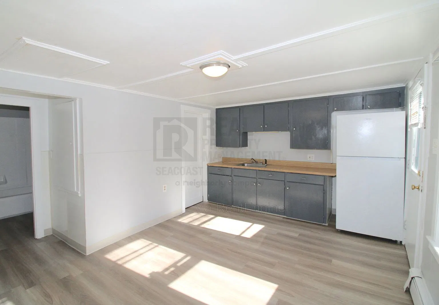 3 bed, 1.0 bath, 1130 sqft, $1,850 — Photo 1