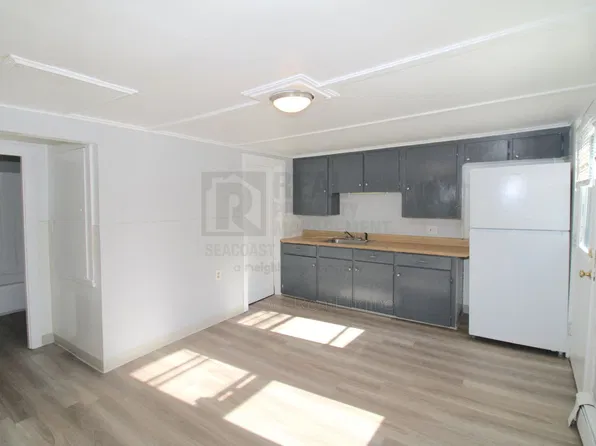 3 Chestnut St #3C, Rochester, NH 03867