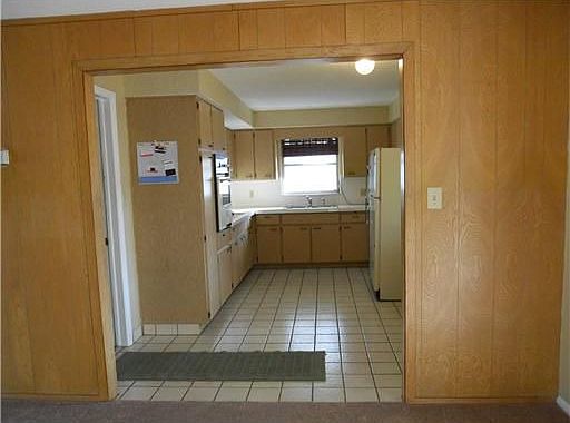 3rd image of 1837 Harpoon Dr