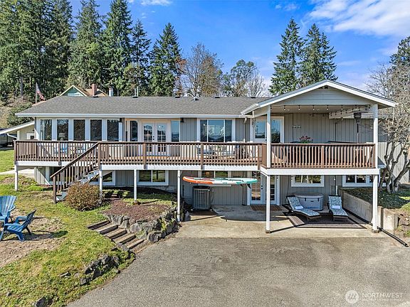 2nd image of 2809 Moorelands Avenue NW