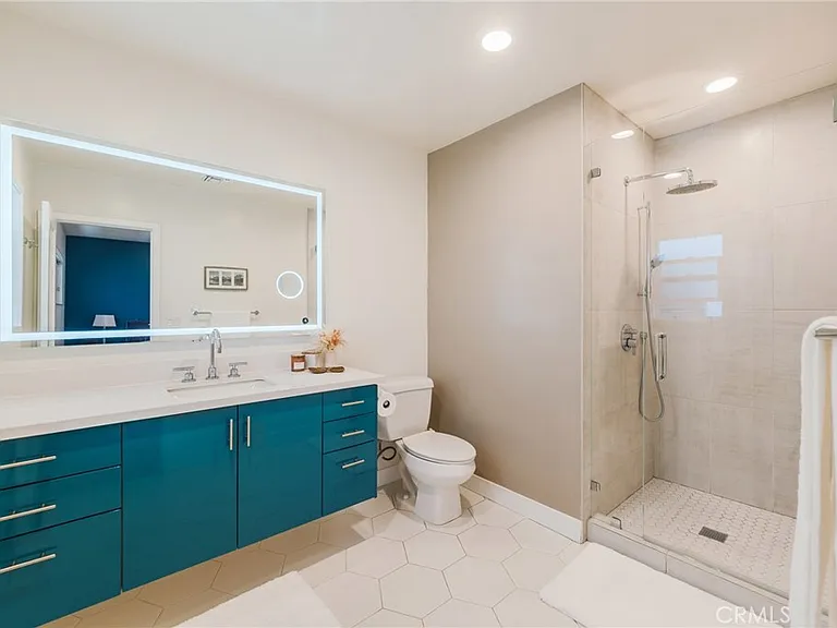 2615 Pacific Ave — Photo 8