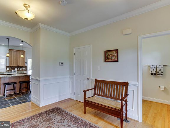 5th image of 42990 Baywood Pl