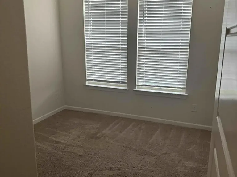 628 Cherry Hills Rd — Photo 3