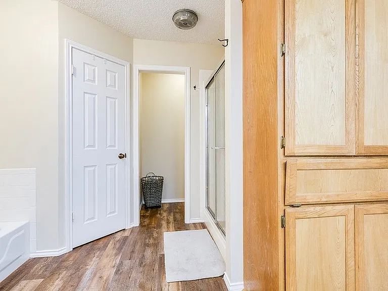 3438 Walnut Hill Dr — Photo 23