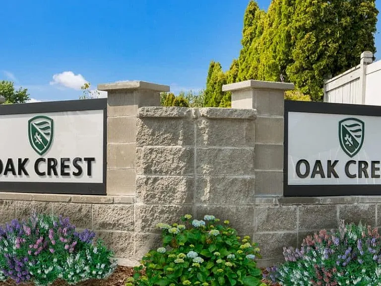 Oak Crest