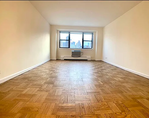 Rented by Corcoran | media 1