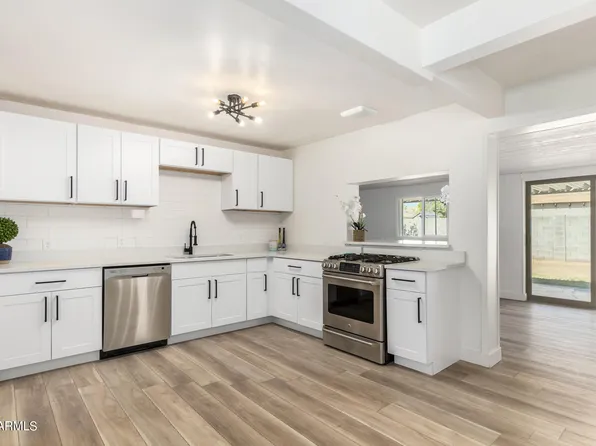 2922 W SOLANO Drive S, Phoenix, AZ 85017