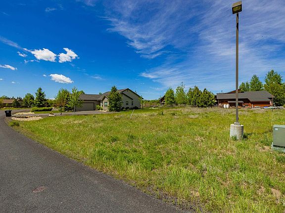 5th image of 1033 Potts Dr