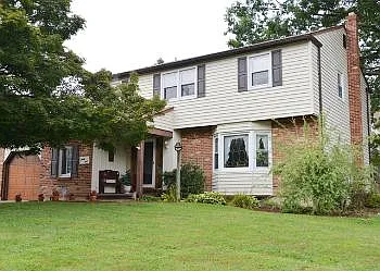 31 Barnard St photo 1