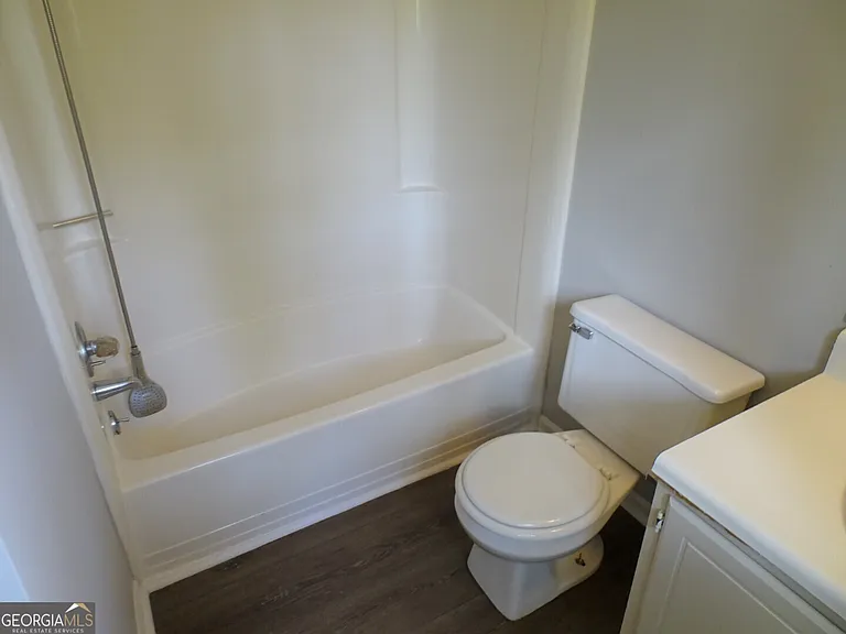 13 Oakmount Dr — Photo 16