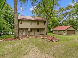 N3947 Wild Cat Rd, Poynette, WI 53955