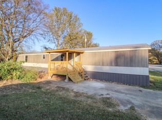8 Simpson Rd, Fayetteville, TN 37334