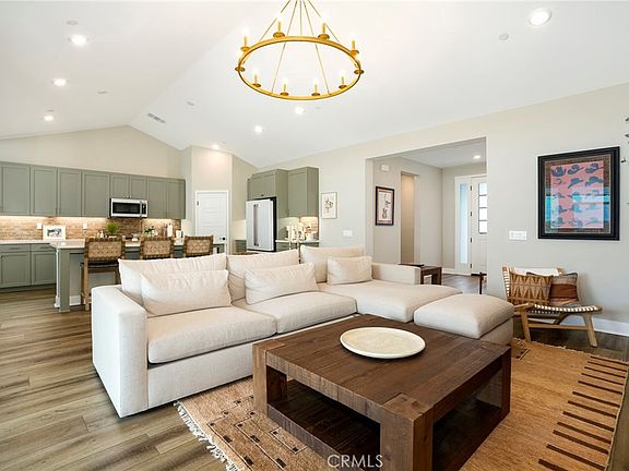 2nd image of 3805 Shannon Ln