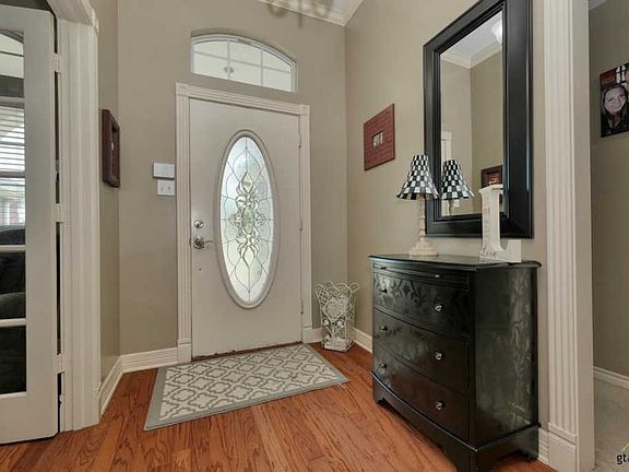 5th image of 16520 Vieux Carre