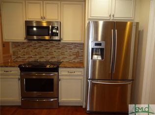 6 E Deerwood Rd, Savannah, GA 31410