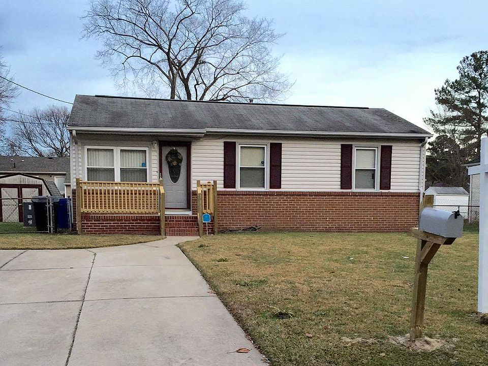 1st image of 115 Carol Ln
