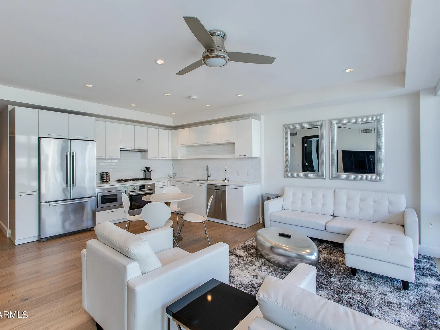 2 bed, 1209 sqft, $3,450 — Photo 2