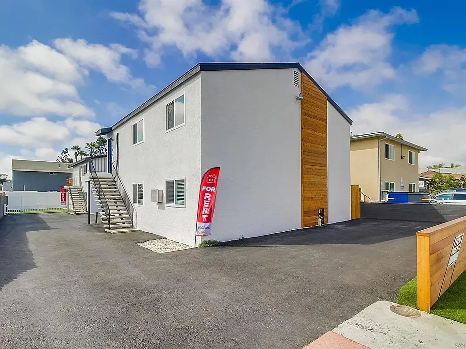 4410 Highland