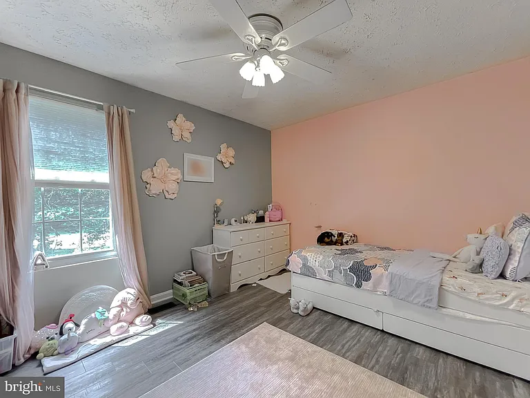 48221 Keel Dr — Photo 29