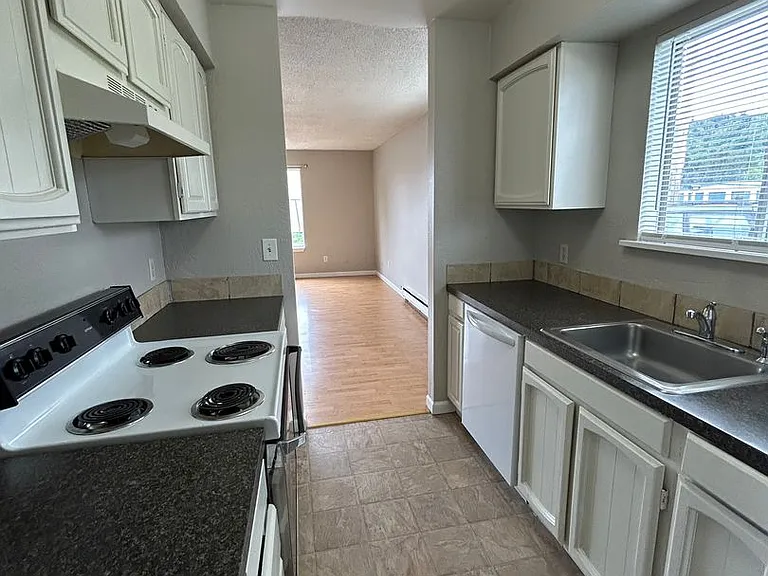 4658 Ocean Beach Hwy — Photo 16