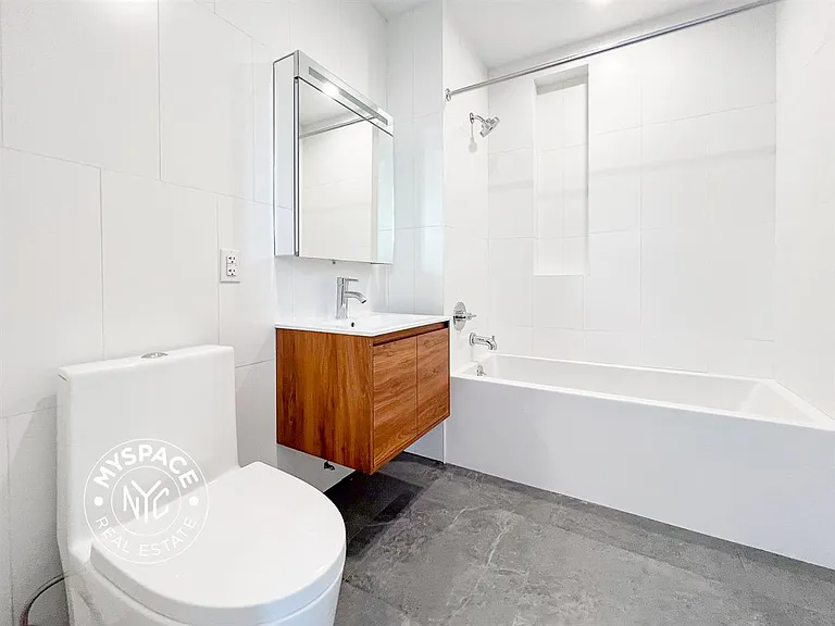 280 Meeker Ave #1105 — Photo 10