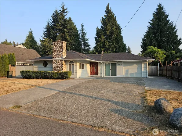 15619 NE 1st Place, Bellevue, WA 98008