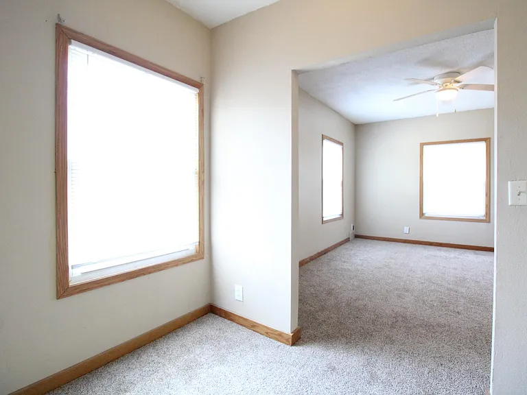 2829 Rutland Ave — Photo 11