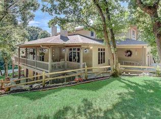 N3908 Wild Cat Rd, Poynette, WI 53955