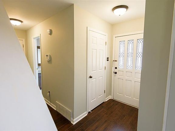 2nd image of 726 Tealwood Ln
