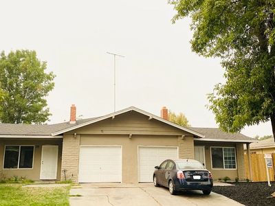 113 W Ponce De Leon Ave, Stockton, CA, 95210