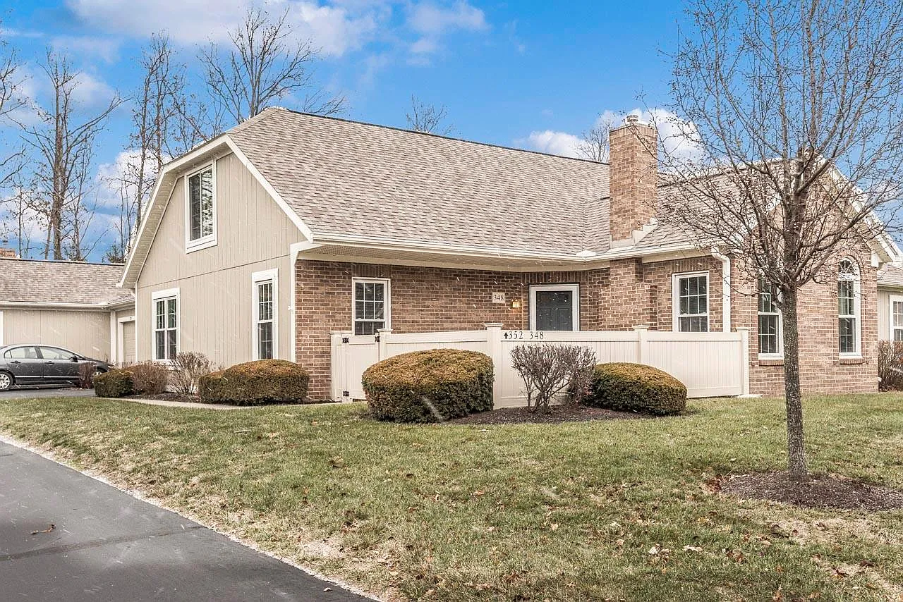 348 Park Woods Ln photo 1